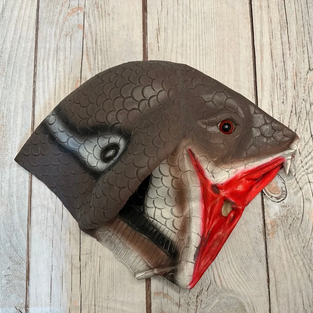 Realistic Cobra Mask - Animal Snake